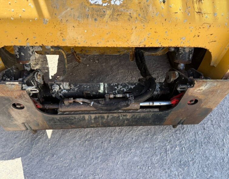 CATERPILLAR  262D3 **MAKELLOS**